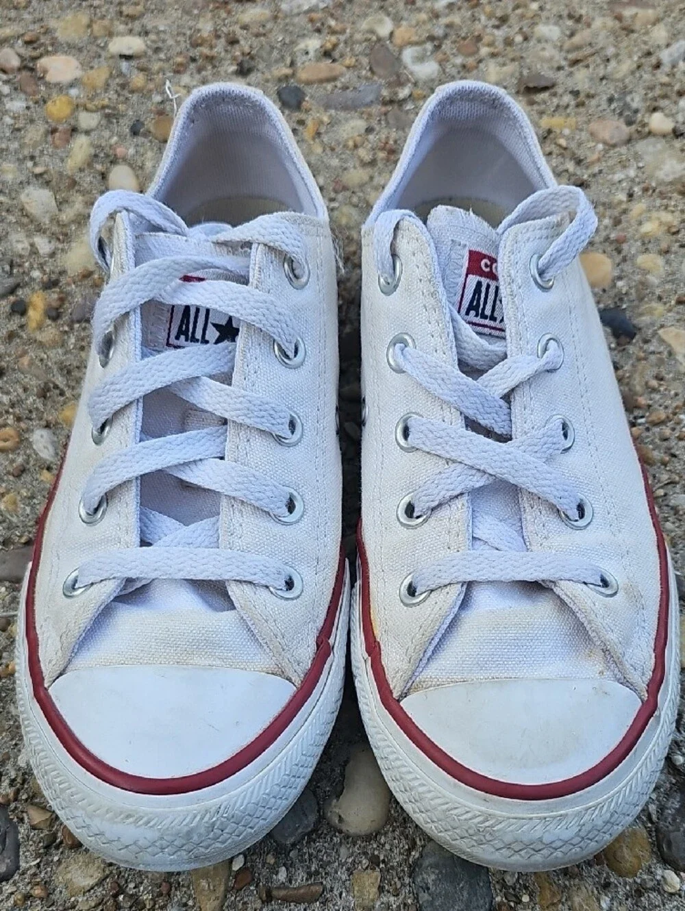 Converse low top